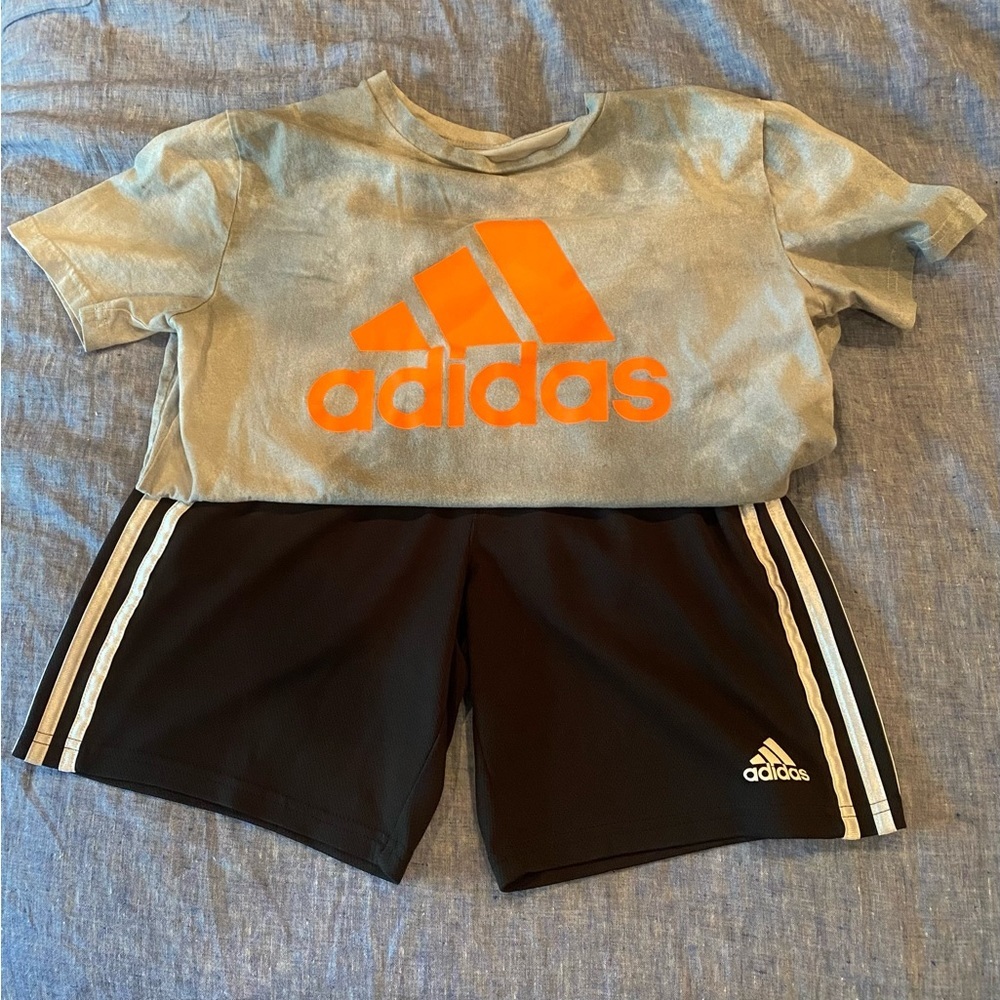 Adidas t-shirt and short set, size youth M (10-12) - Picture 1 of 3